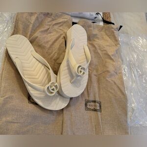 Gucci Women's Cream Sandals